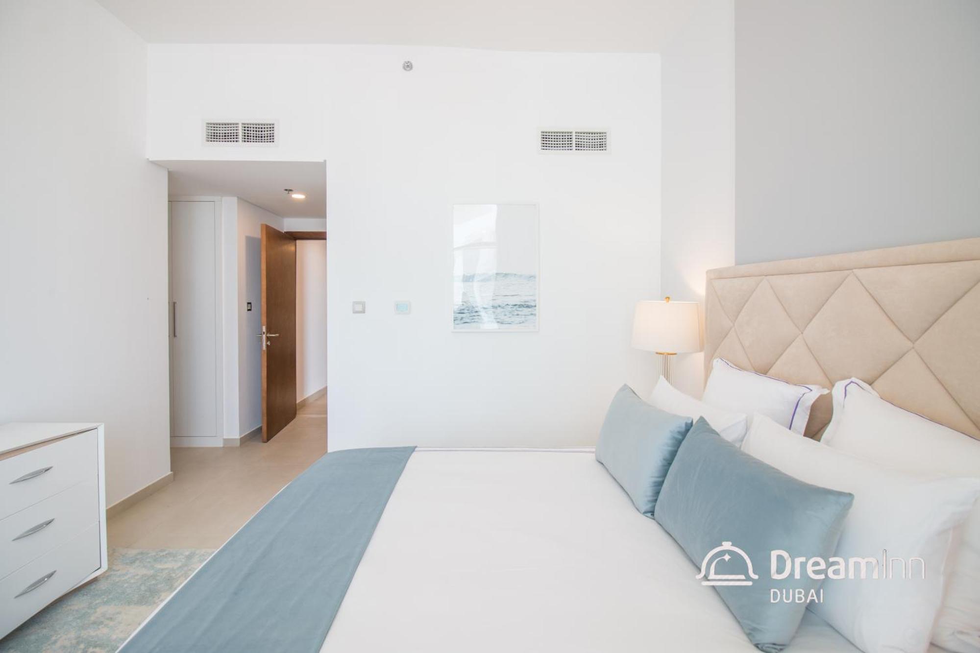 Dream Inn Apartments - Mina By Azizi Dubai Exterior photo