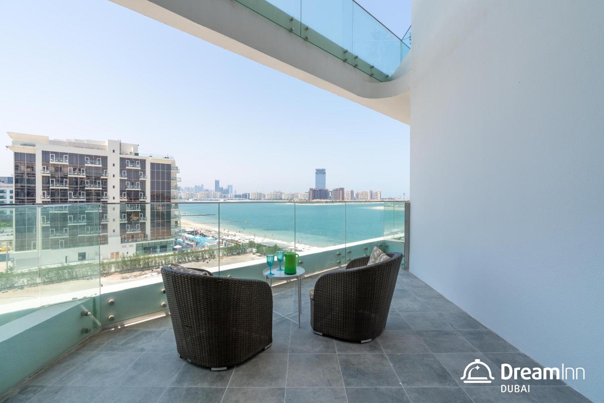 Dream Inn Apartments - Mina By Azizi Dubai Exterior photo